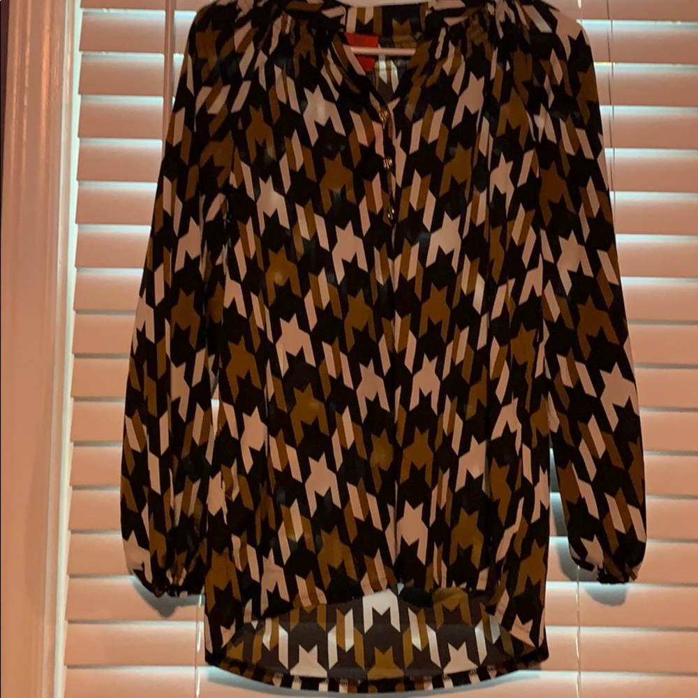 Tracy negoshian woman’s top